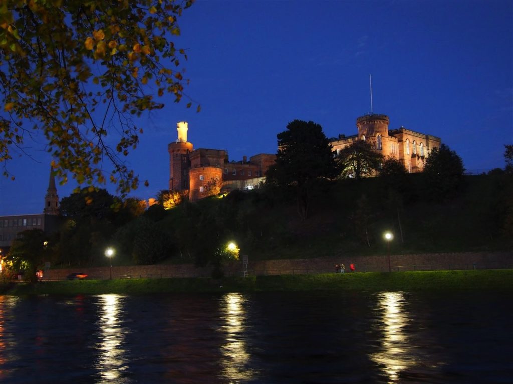 Inverness Castle bei Nacht