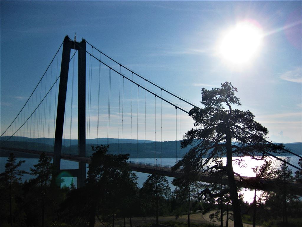 Höga Kusten-Brücke. Wandertouren in Deutschland und Europa