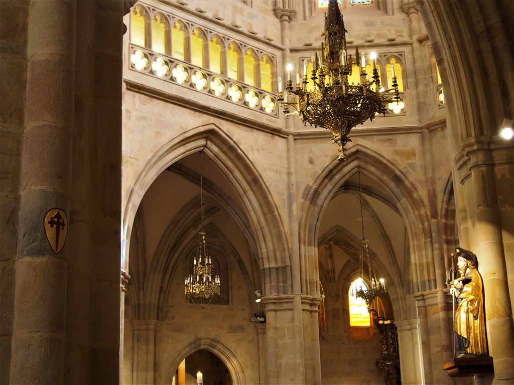  Catedral de Santiago in Bilbao