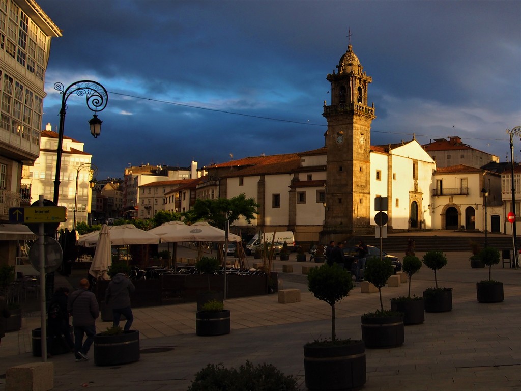 Betanzos im Abendlicht - Camino Inglés