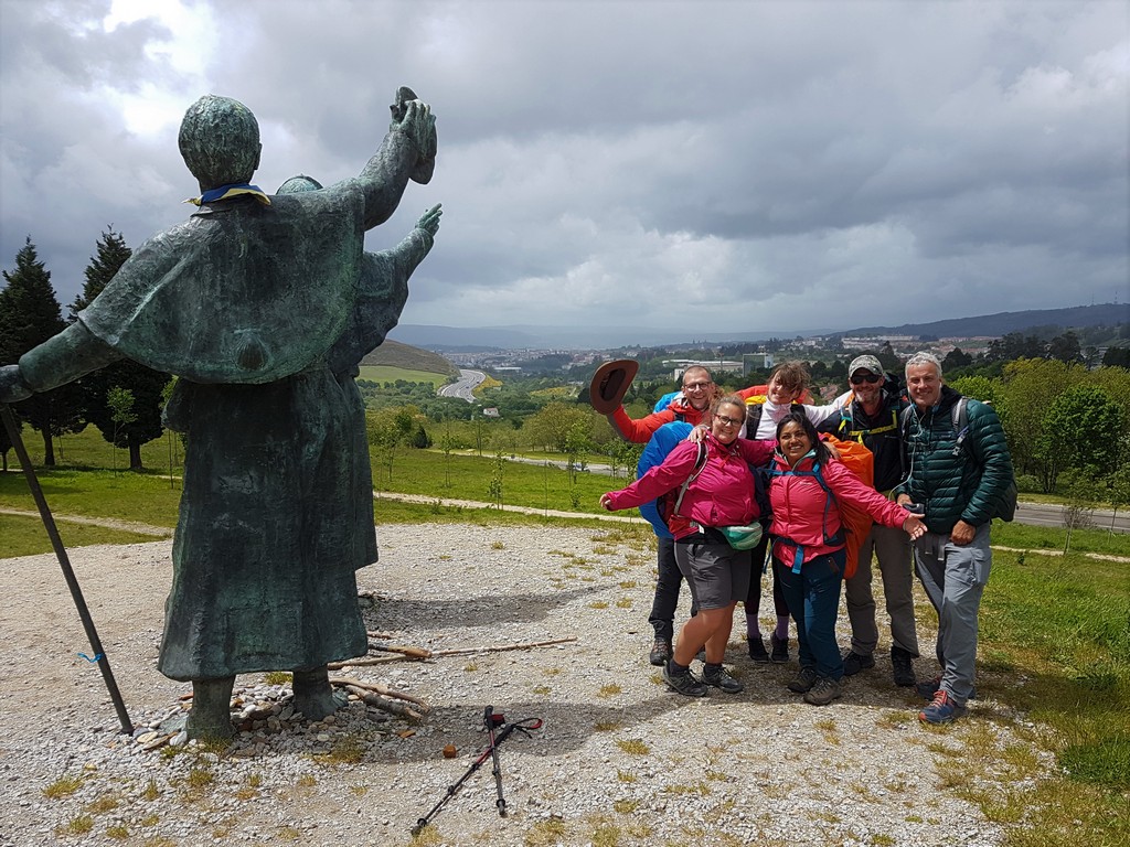 Pilgerfamilie auf dem Monte do Gozo