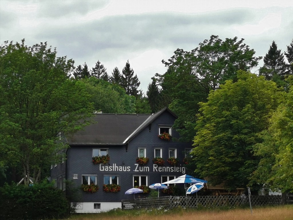 Eine unserer Lieblingseinkehrten: Gasthaus 'Zum Rennsteig' in Friedrichshöhe