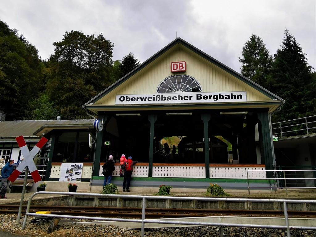 Talstation der Oberweißbacher Bergbahn im Schwarzatal