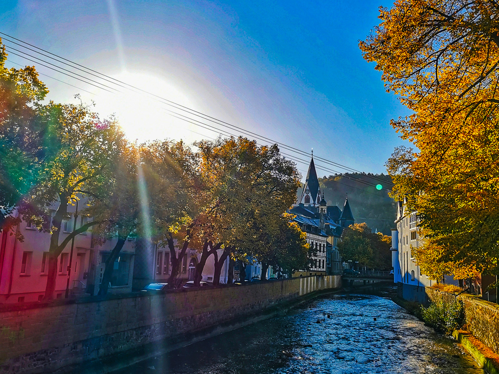 Morgenstimmung in Kirn - Start von Etappe 3 auf dem Hildegard-von-Bingen-Pilgerwanderweg