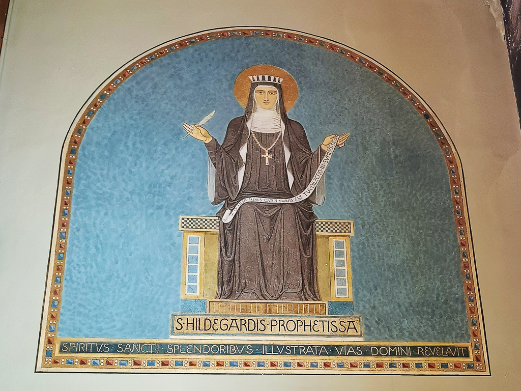 Hildergard von Bingen - Wandgemälde in der Abtei St. Hildegard