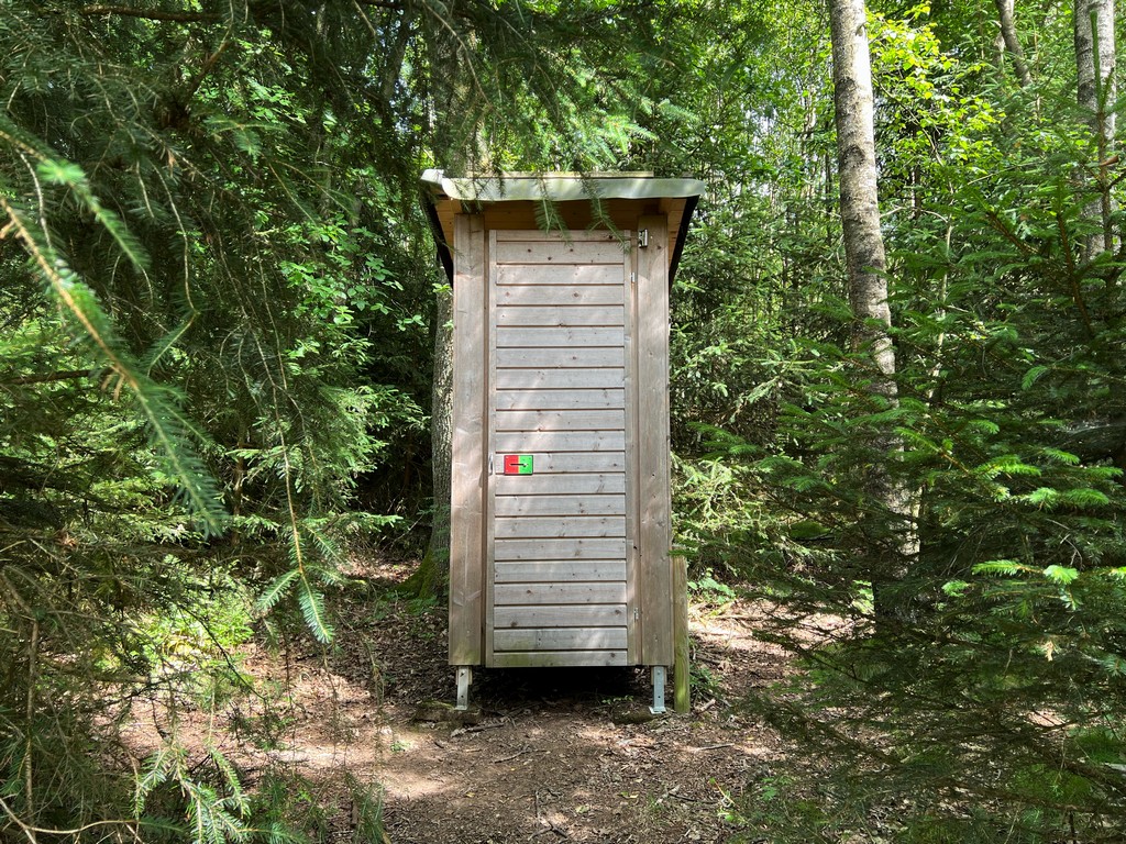 Das Stille Örtchen auf dem Trekkingplatz 'Abgetaucht'